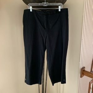 Jaclyn Smith Plus Textured Capris